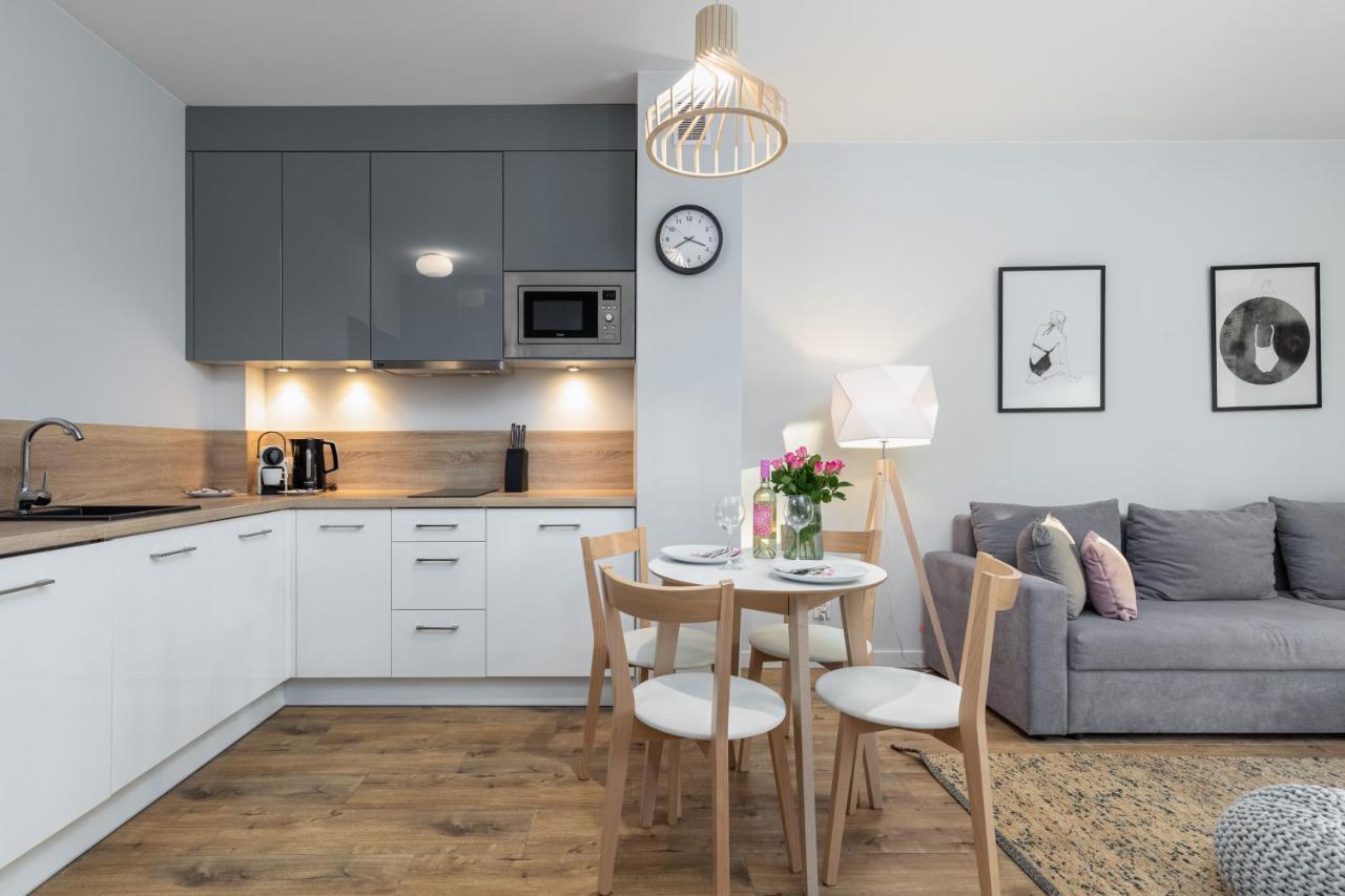 Kolo Brzegu By Renters *